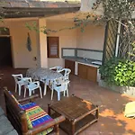 Domus De Mari بيت للعطل